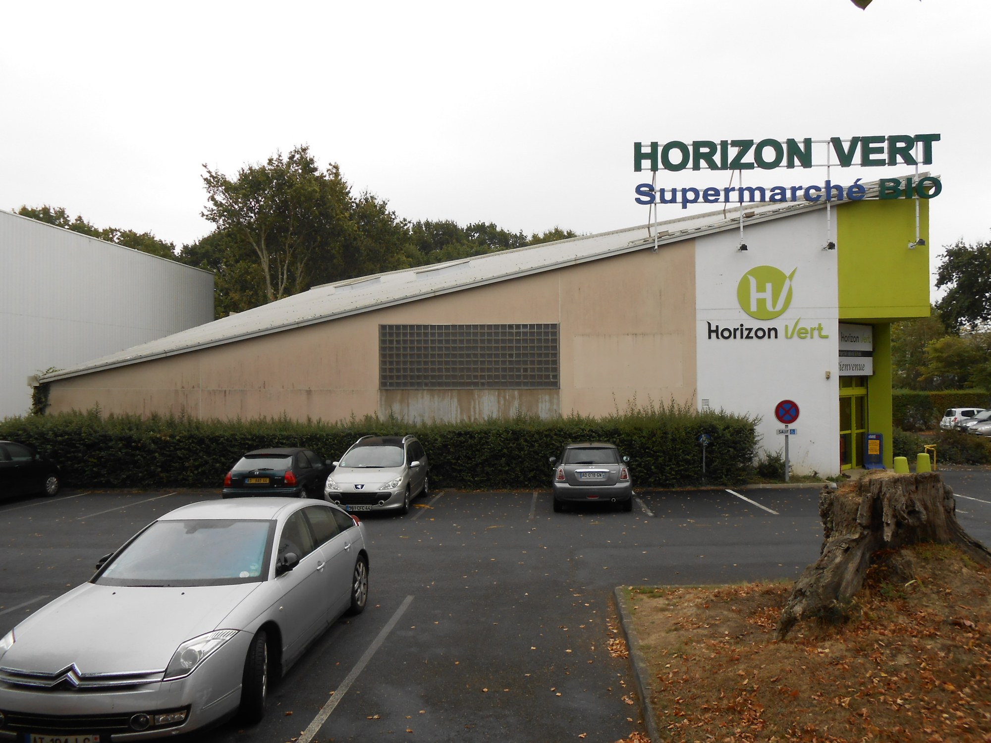 facade dibond et lettres adhesives avant graphidec